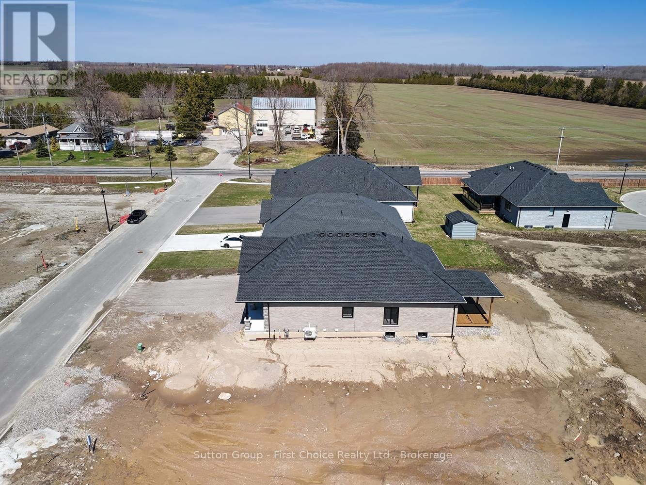 19 KASTNER STREET Image 32