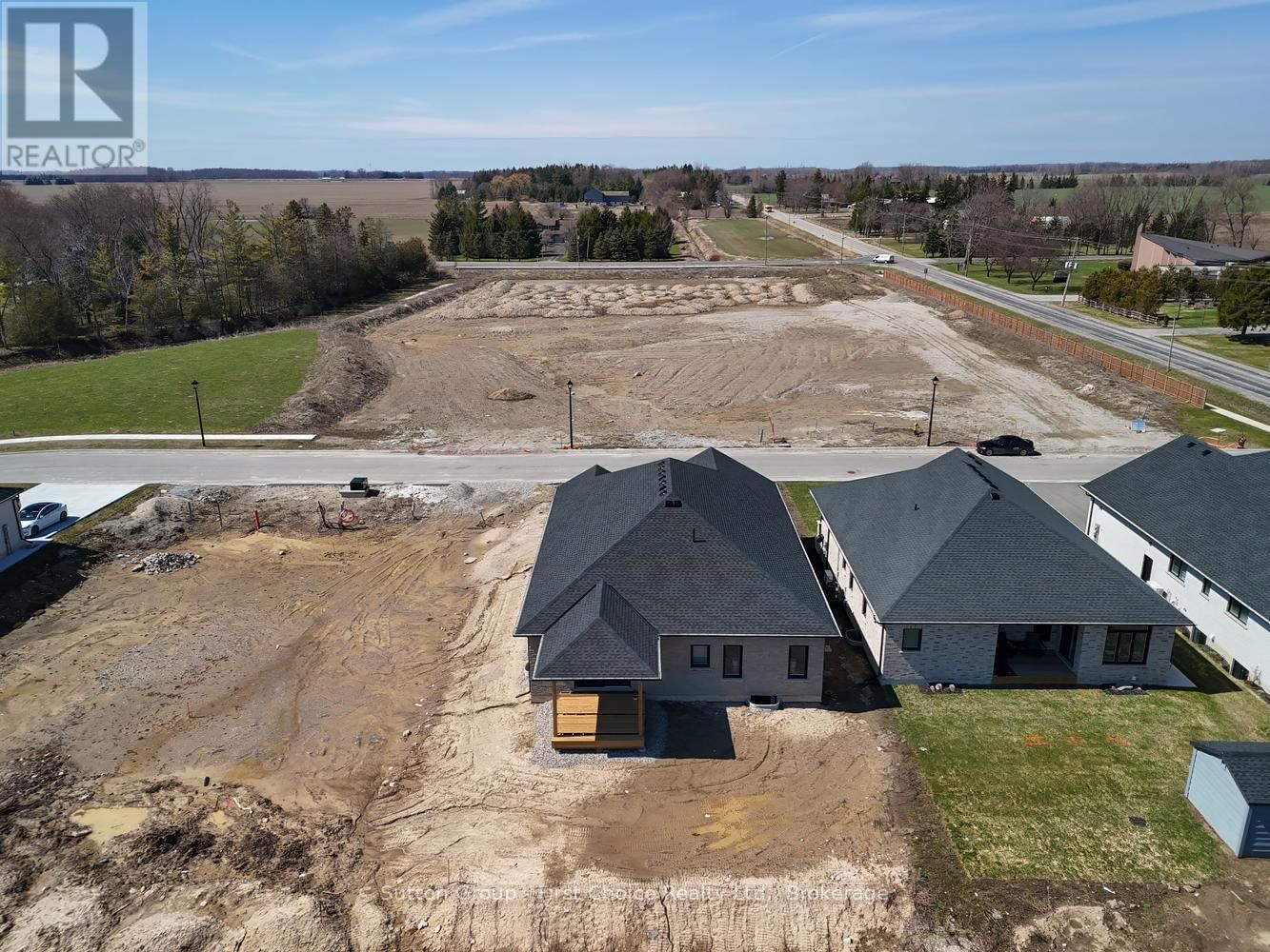 19 KASTNER STREET Image 34