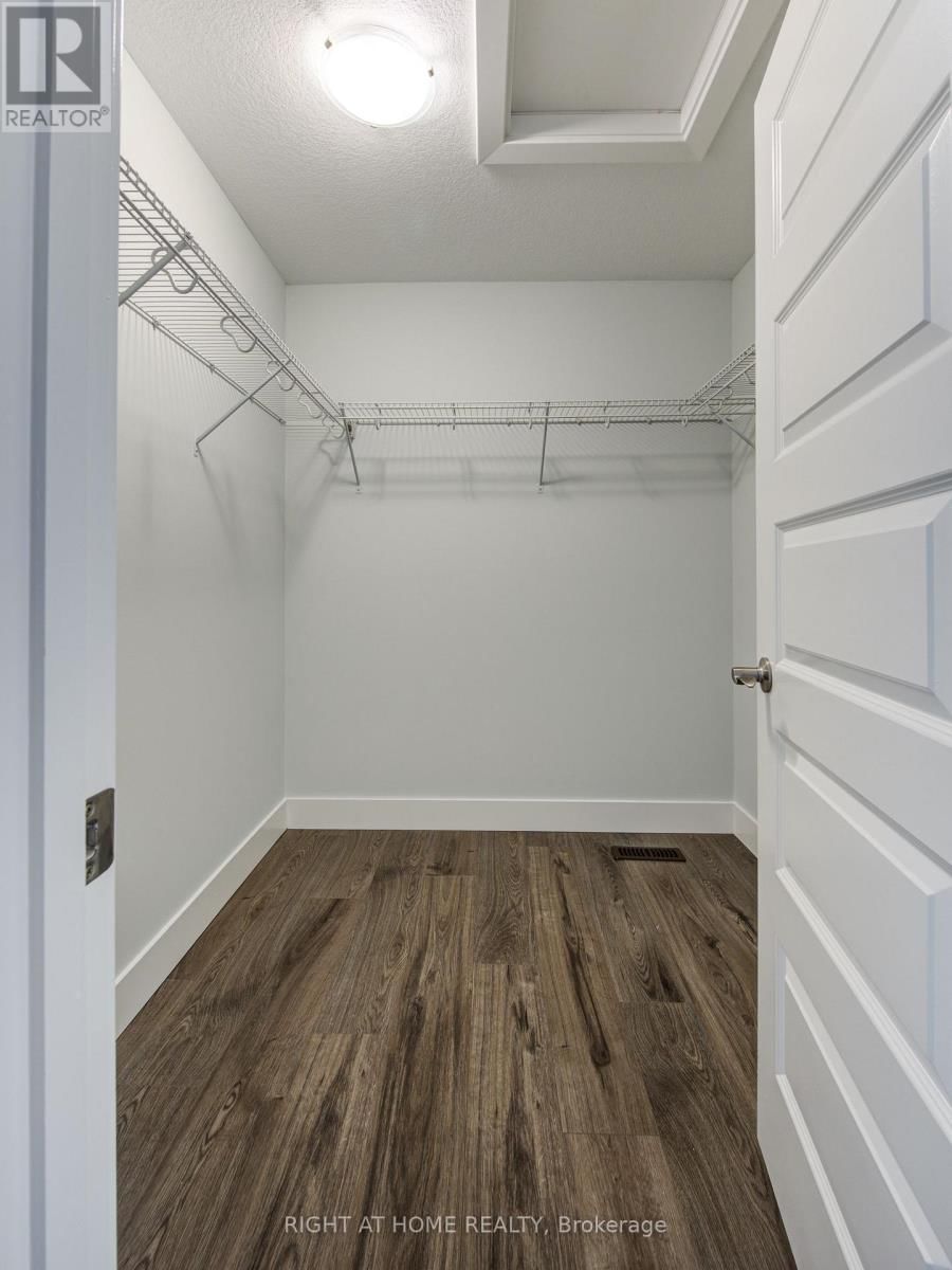 2527 HOLBROOK DRIVE Image 18