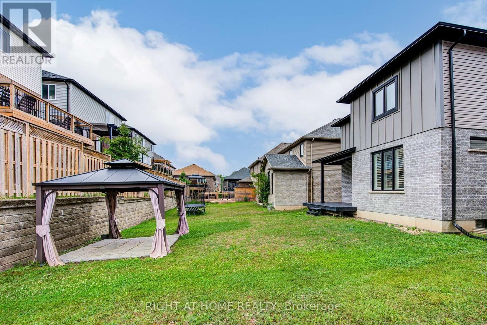 2527 HOLBROOK DRIVE Image 29