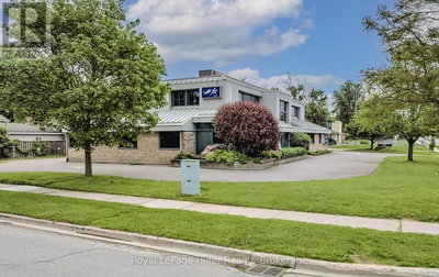 Commercial for Rent in Ontario
