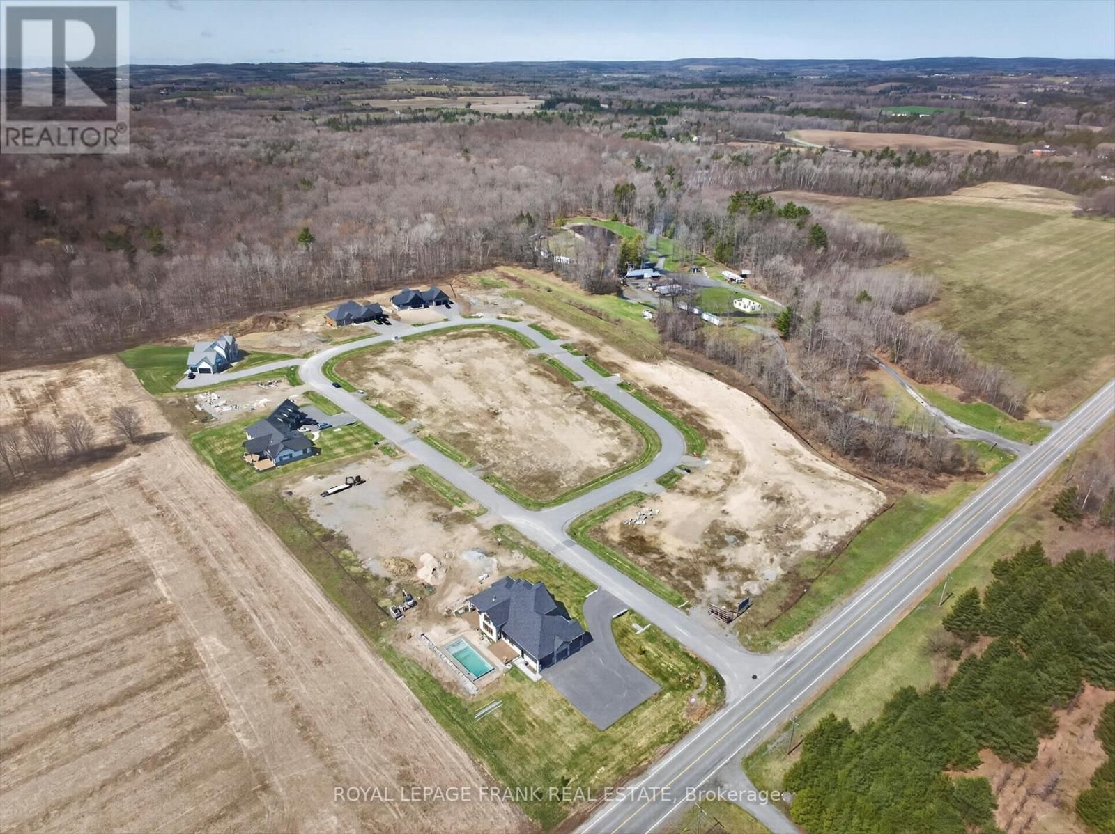 5422 WINFIELD DRIVE Image 3