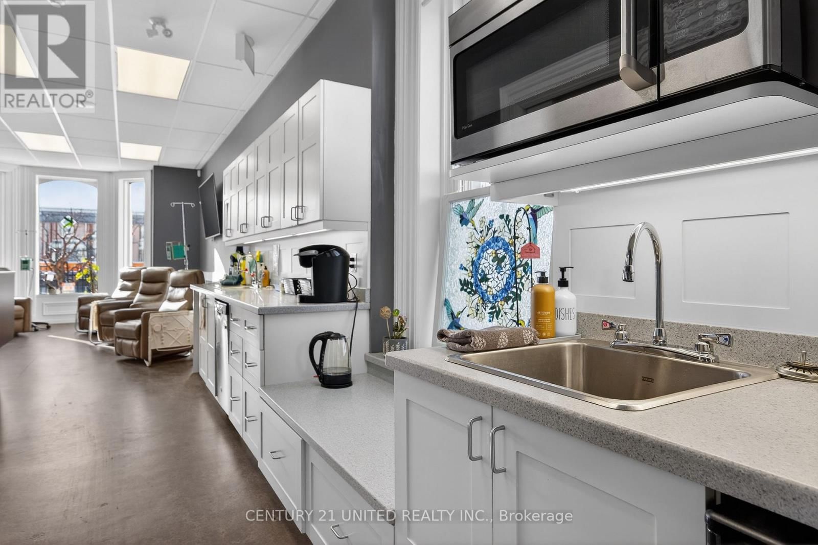 168/172 BROCK STREET Image 16