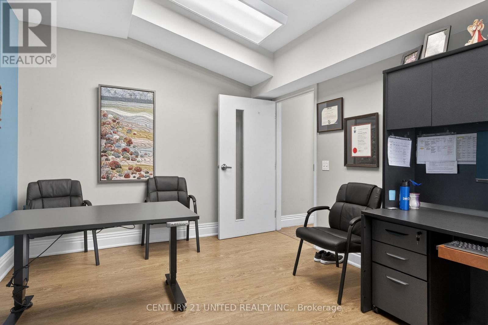 168/172 BROCK STREET Image 21