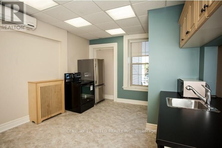 168/172 BROCK STREET Image 35