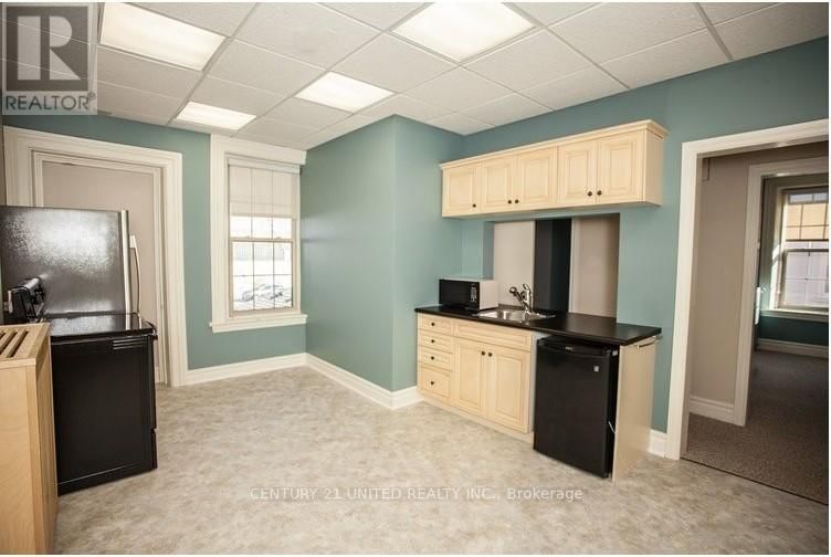 168/172 BROCK STREET Image 36