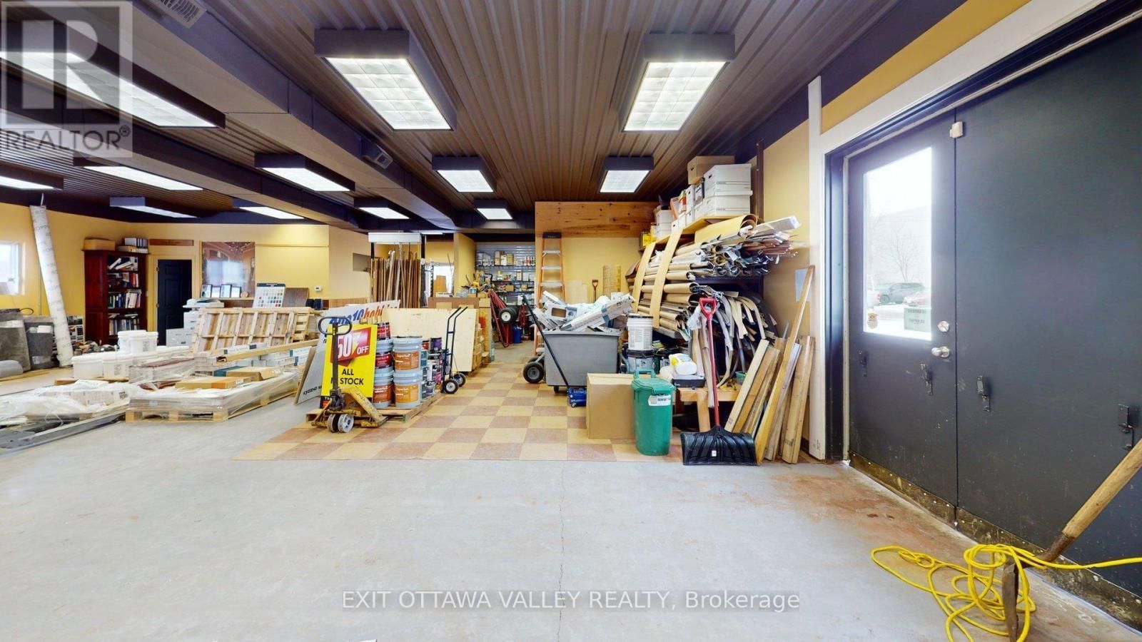 179 AGNES STREET Image 13