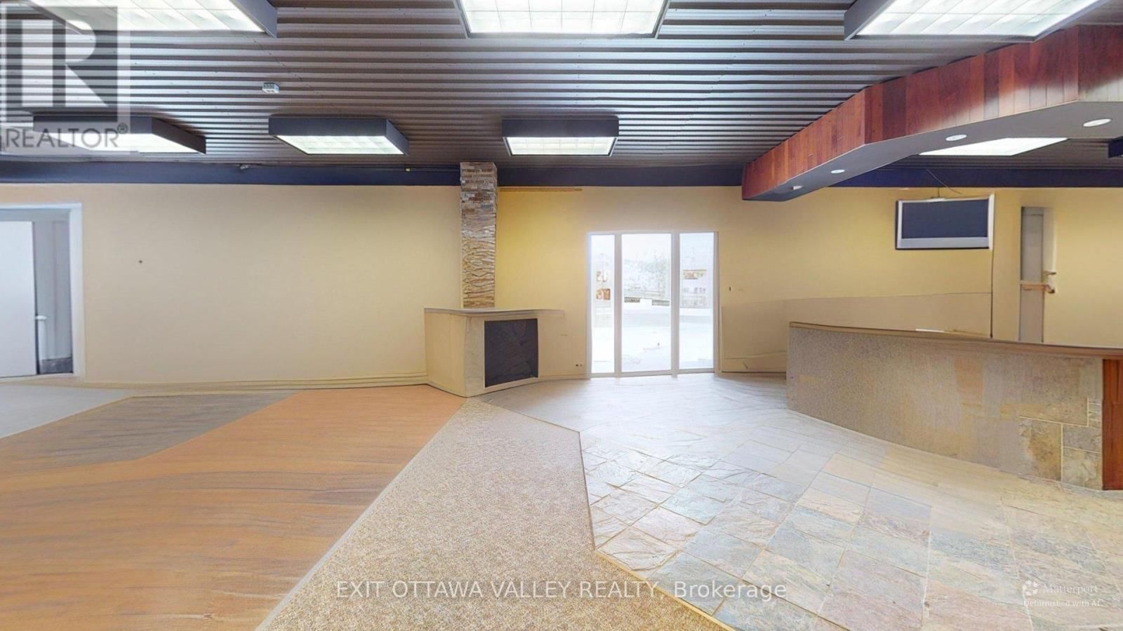 179 AGNES STREET Image 14