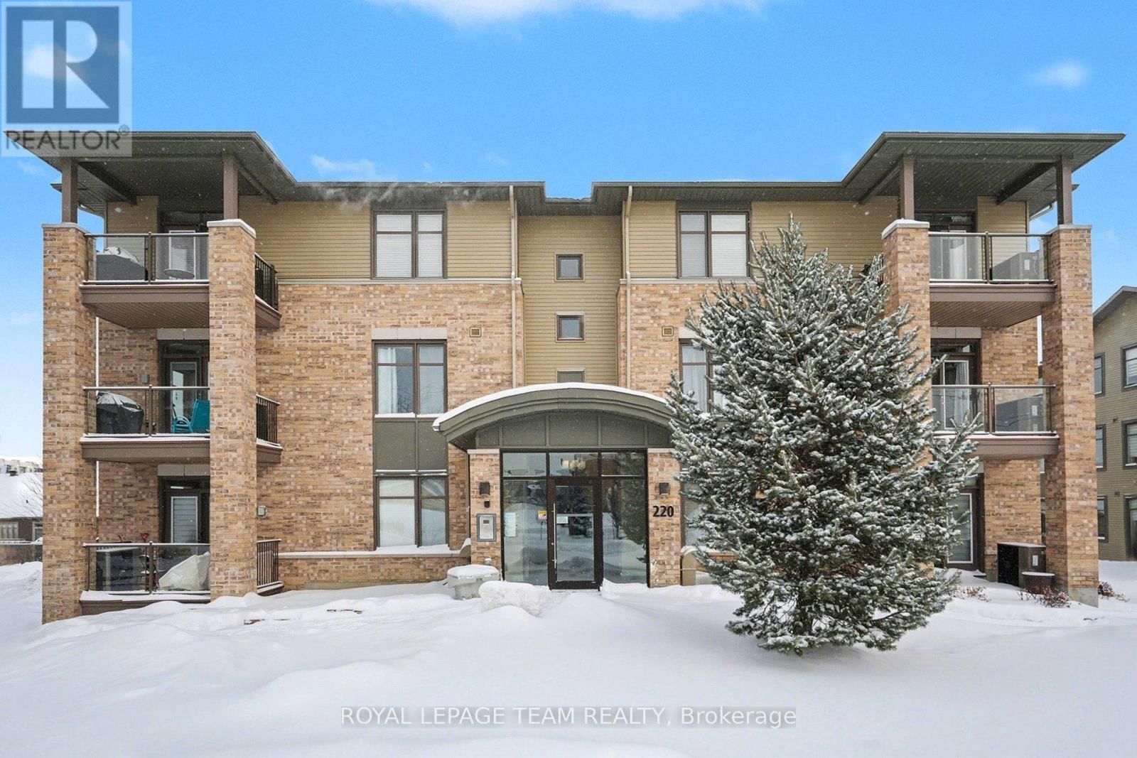 202 - 220 JANKA PRIVATE Image 2