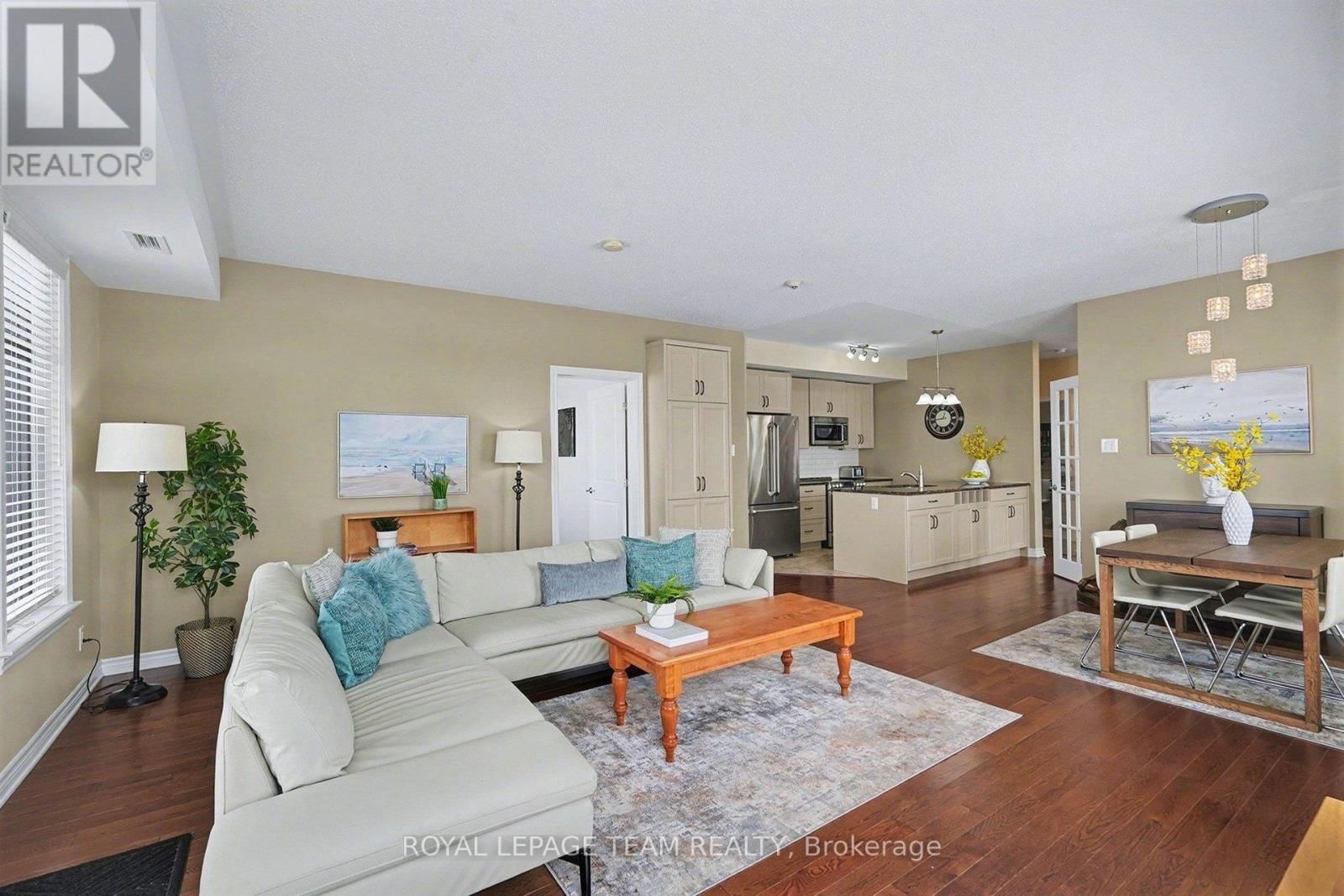 202 - 220 JANKA PRIVATE Image 6