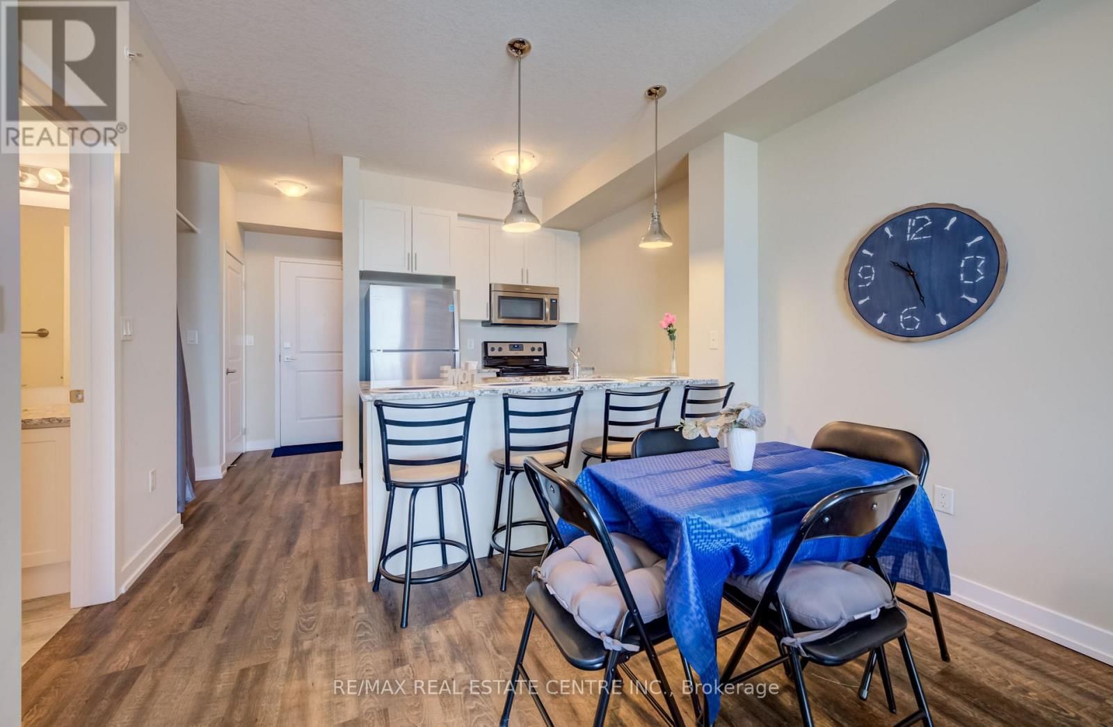 303 - 35 SOUTHSHORE CRESCENT Image 27