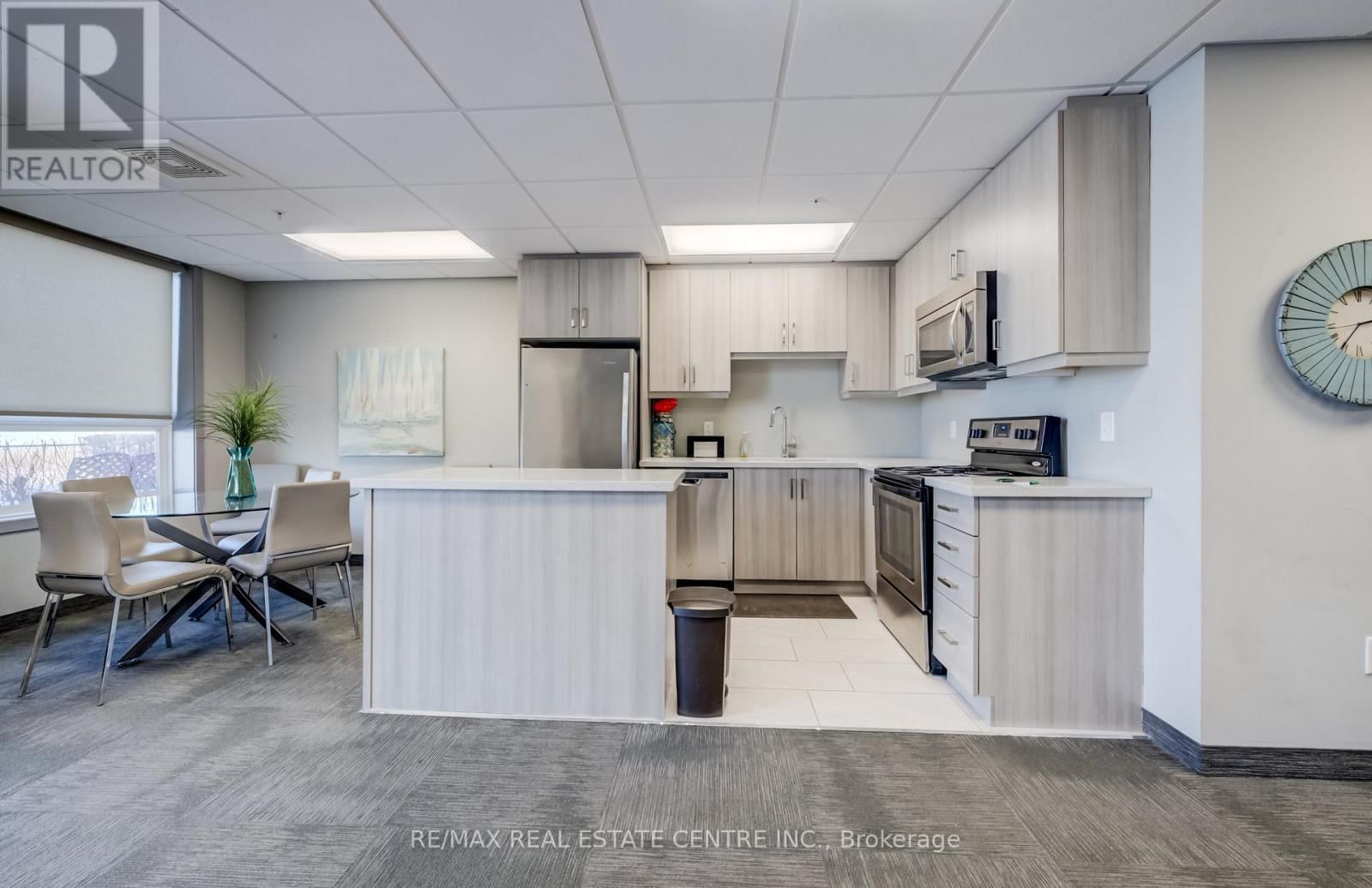 303 - 35 SOUTHSHORE CRESCENT Image 37