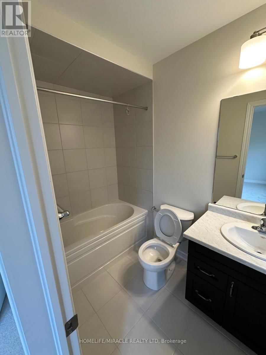 76 - 620 COLBORNE STREET Image 21