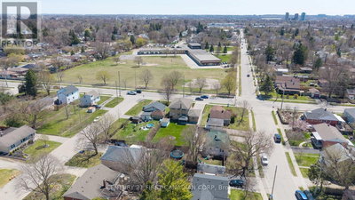 Image #1 of Commercial for Sale at Cheapside, London East , Ontario