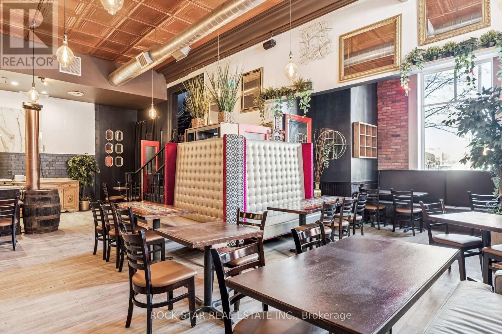 194-196 ST. PAUL STREET Image 5