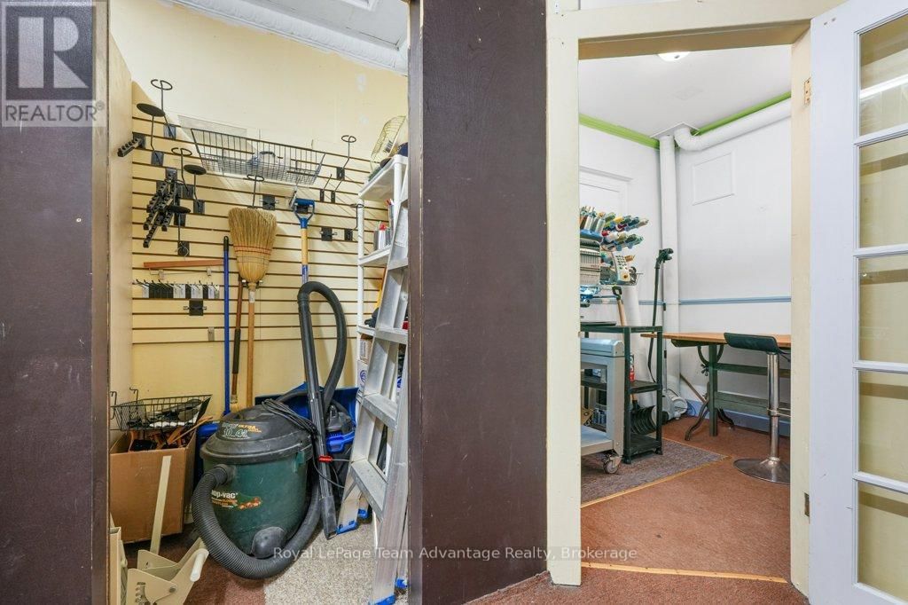 54 JAMES STREET Image 17