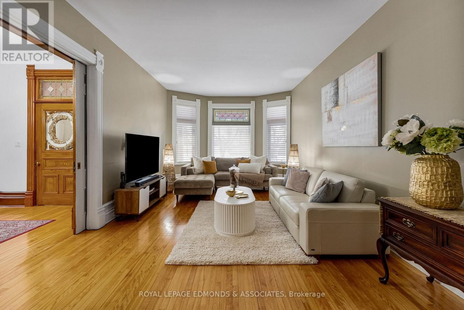 307 MAPLE AVENUE Image 5