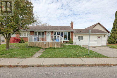 Image #1 of Commercial for Sale at Peel, Woodstock , Ontario