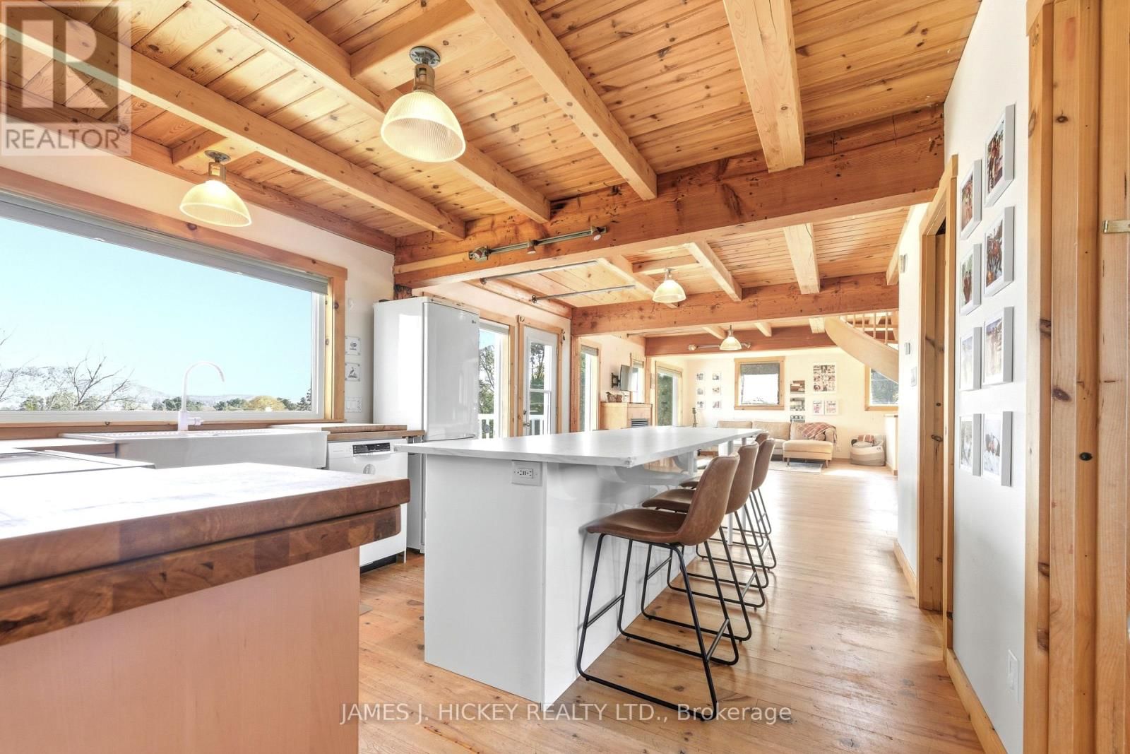 120 DEEP RIVER ROAD Image 14