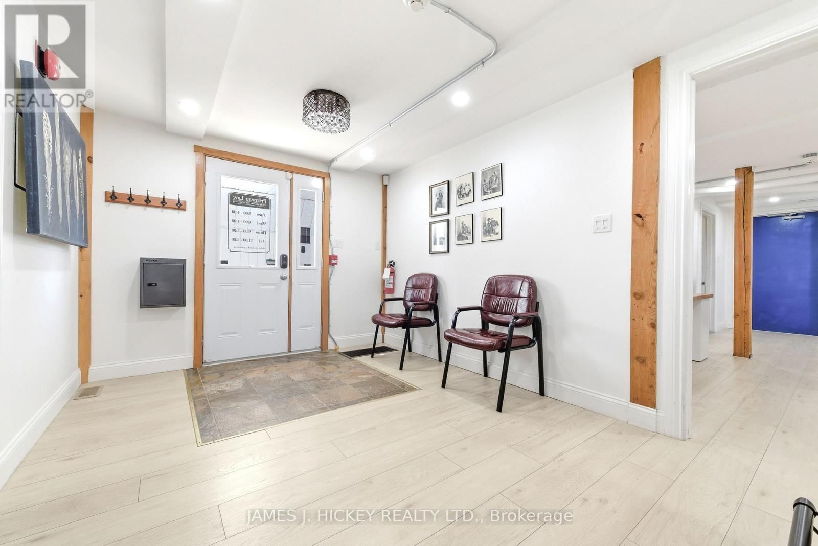 120 DEEP RIVER ROAD Image 29