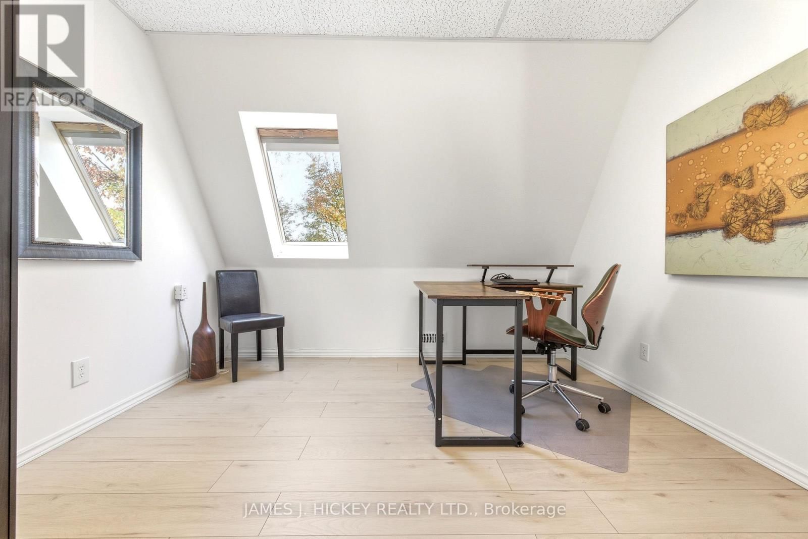 120 DEEP RIVER ROAD Image 38