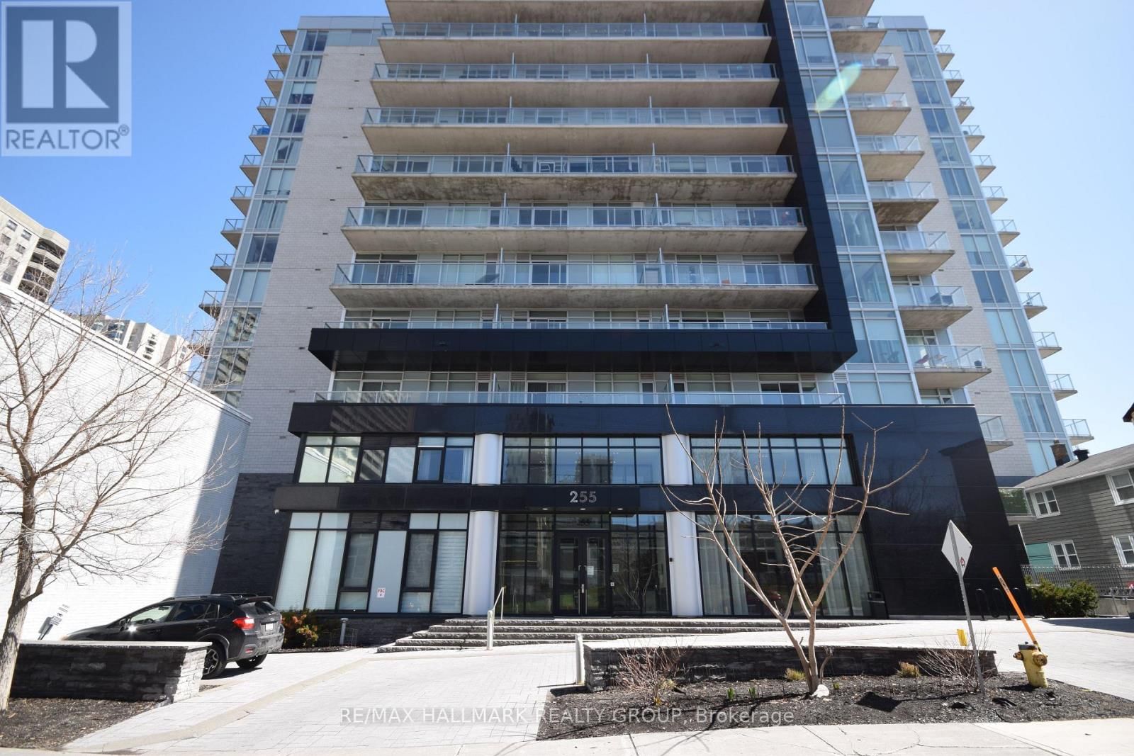 1412 - 255 BAY STREET NORTH Image 1