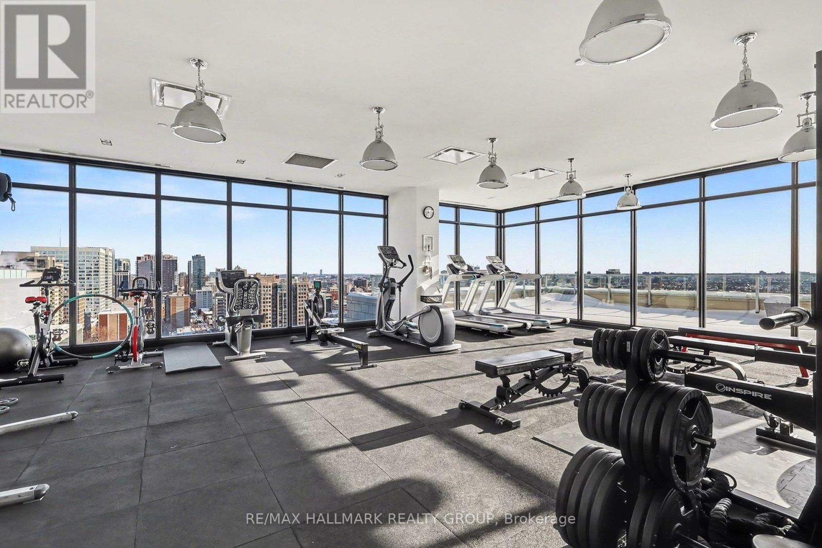 1412 - 255 BAY STREET NORTH Image 18