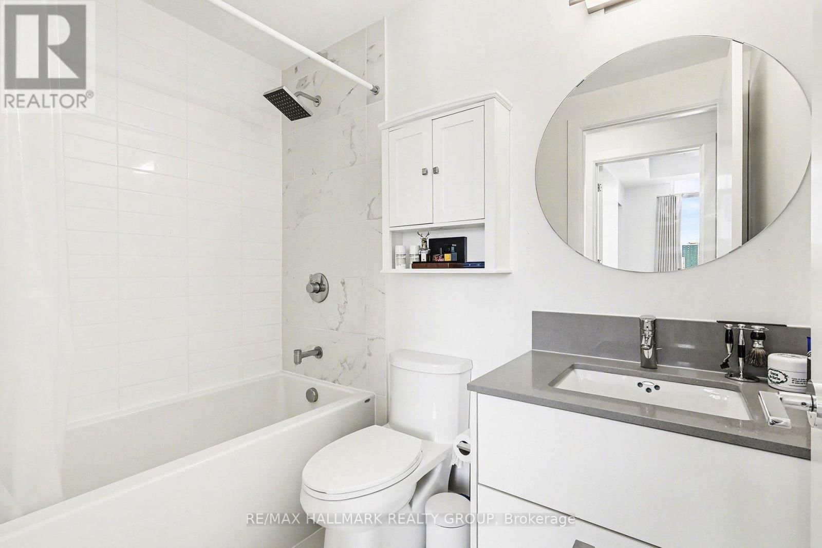 1412 - 255 BAY STREET NORTH Image 7