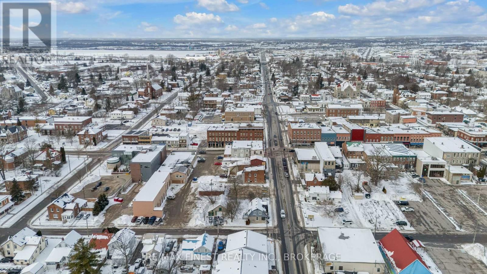 82 CENTRE STREET Image 26