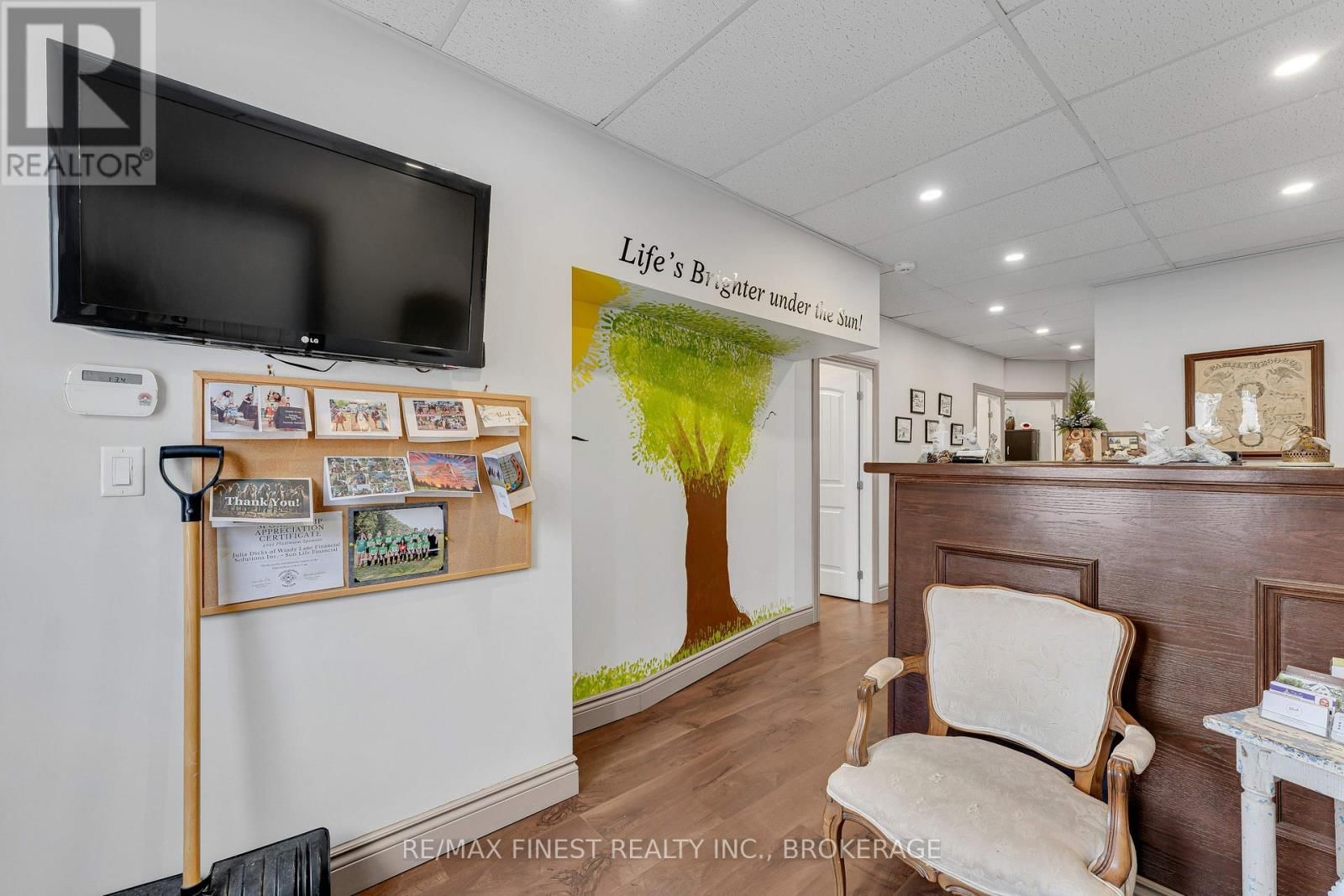 82 CENTRE STREET Image 3