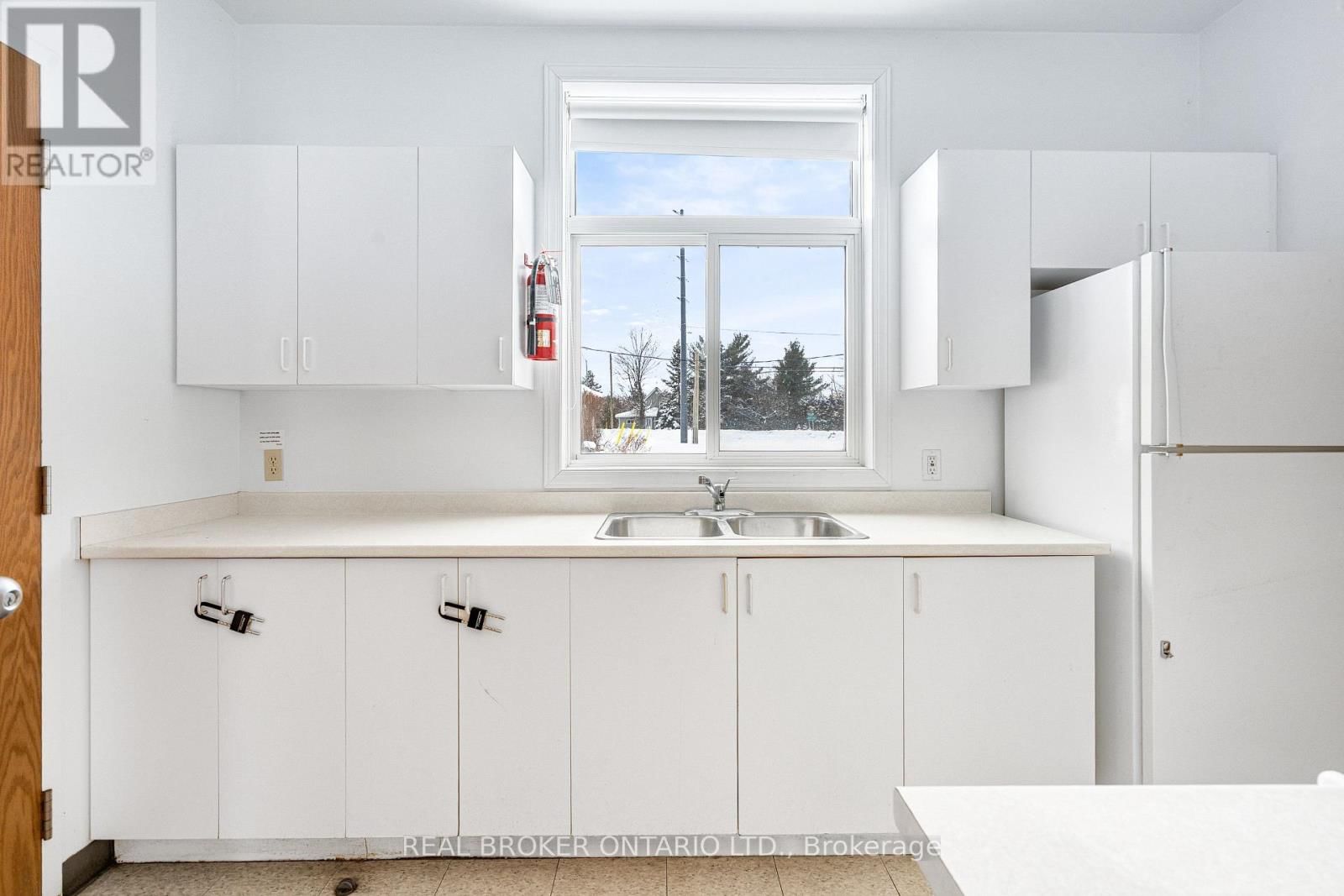 1702 9TH LINE BECKWITH LINE Image 19