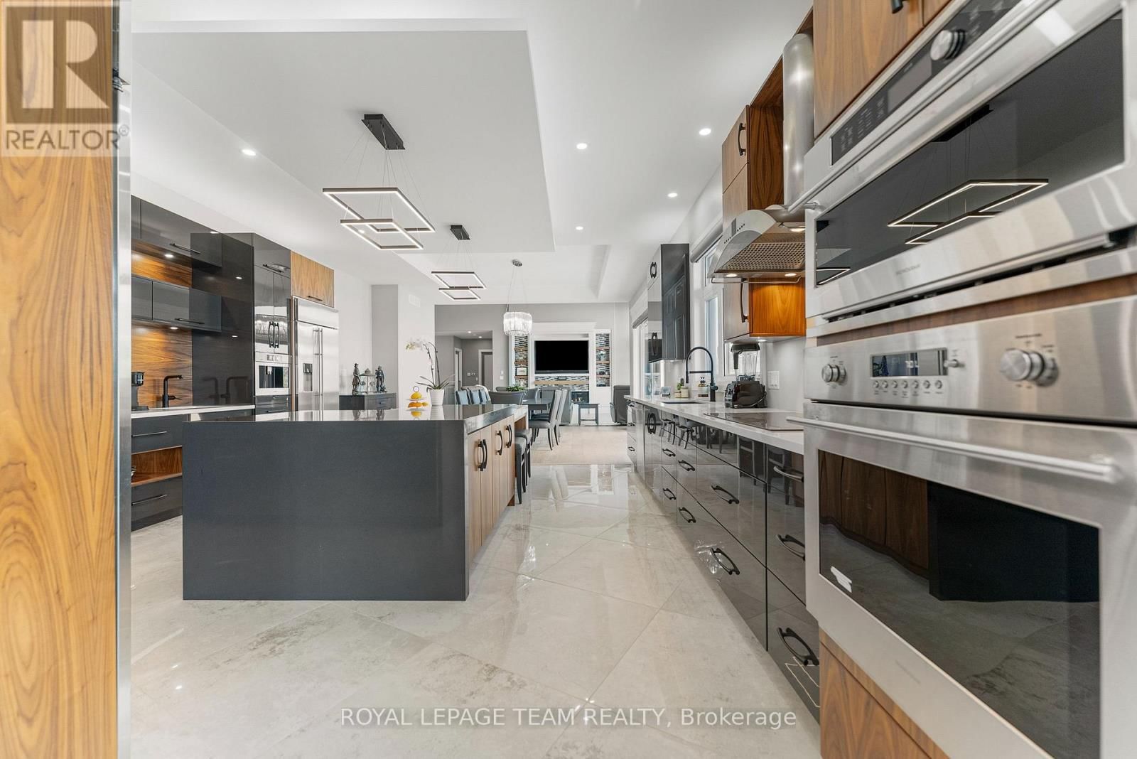 231 FINNERTY ROAD Image 16