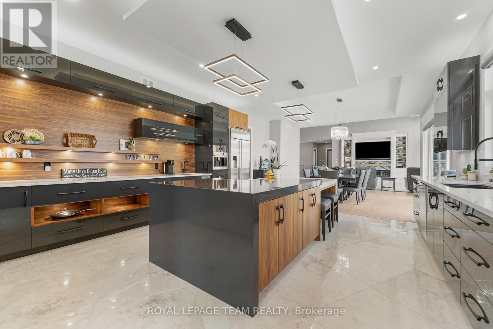 231 FINNERTY ROAD Image 20