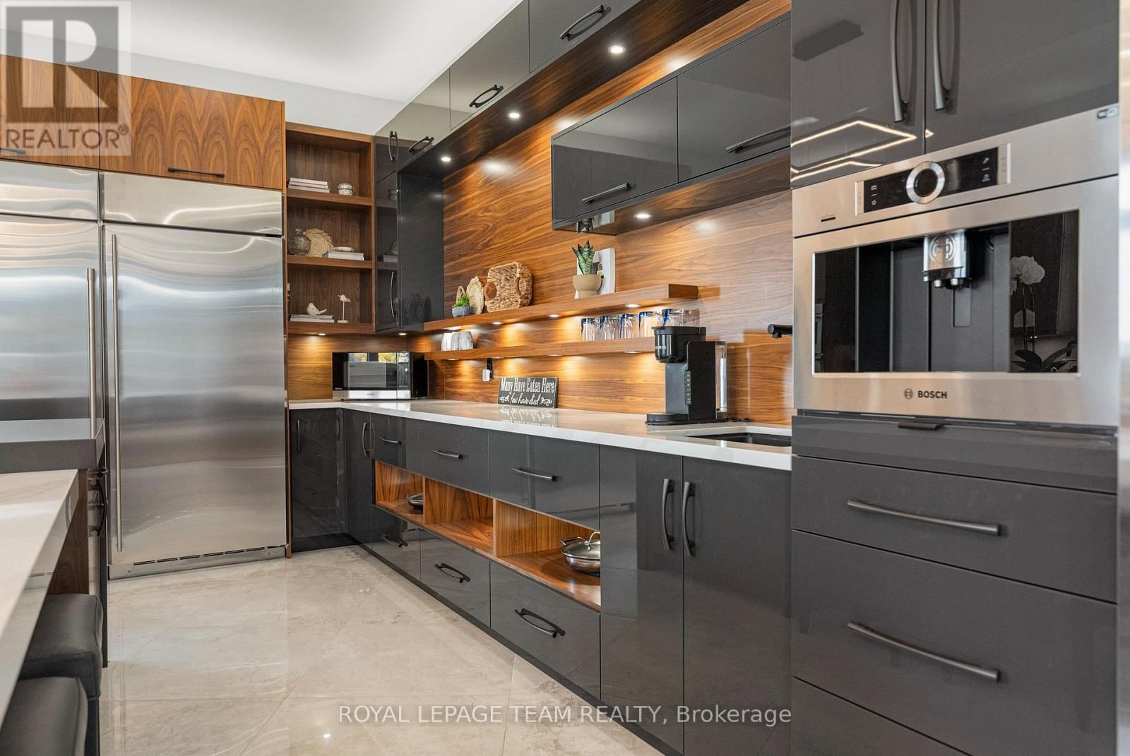 231 FINNERTY ROAD Image 22