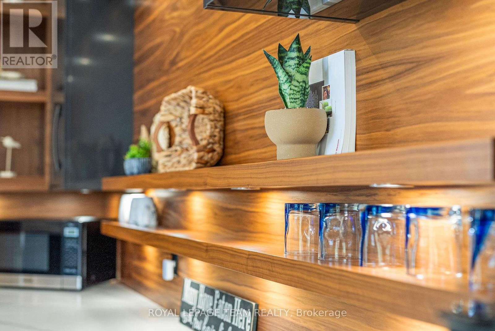 231 FINNERTY ROAD Image 24