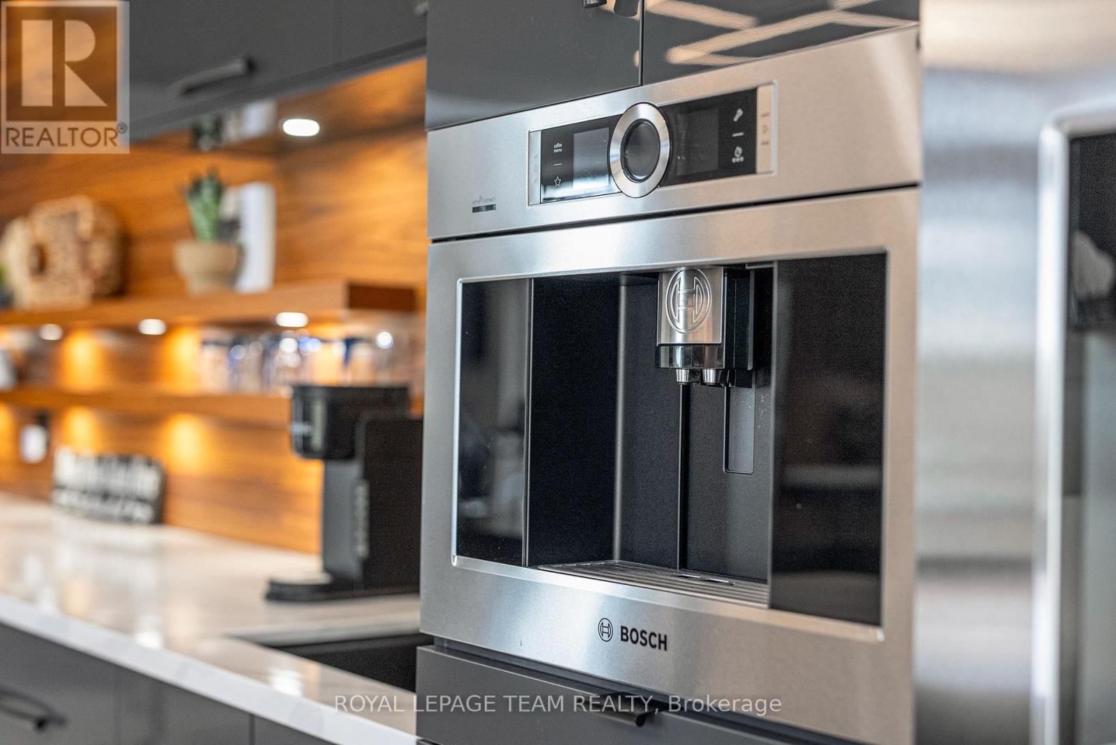 231 FINNERTY ROAD Image 26