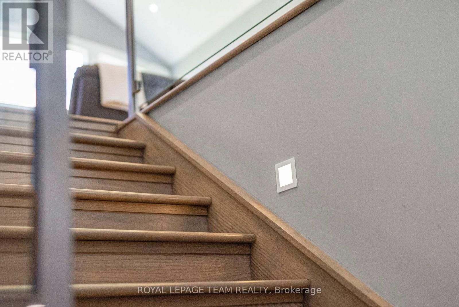 231 FINNERTY ROAD Image 35