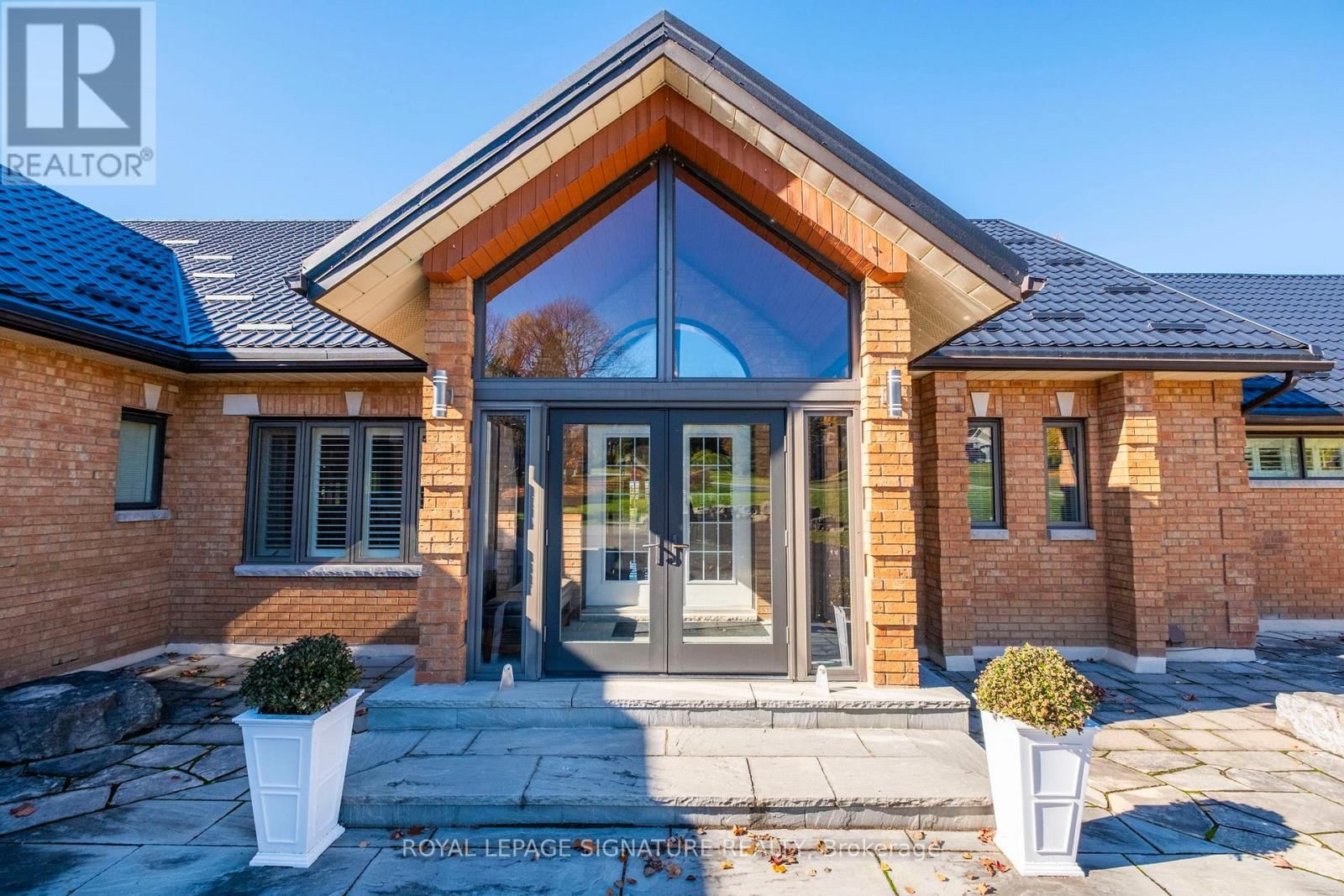 58 AMALIA CRESCENT Image 10