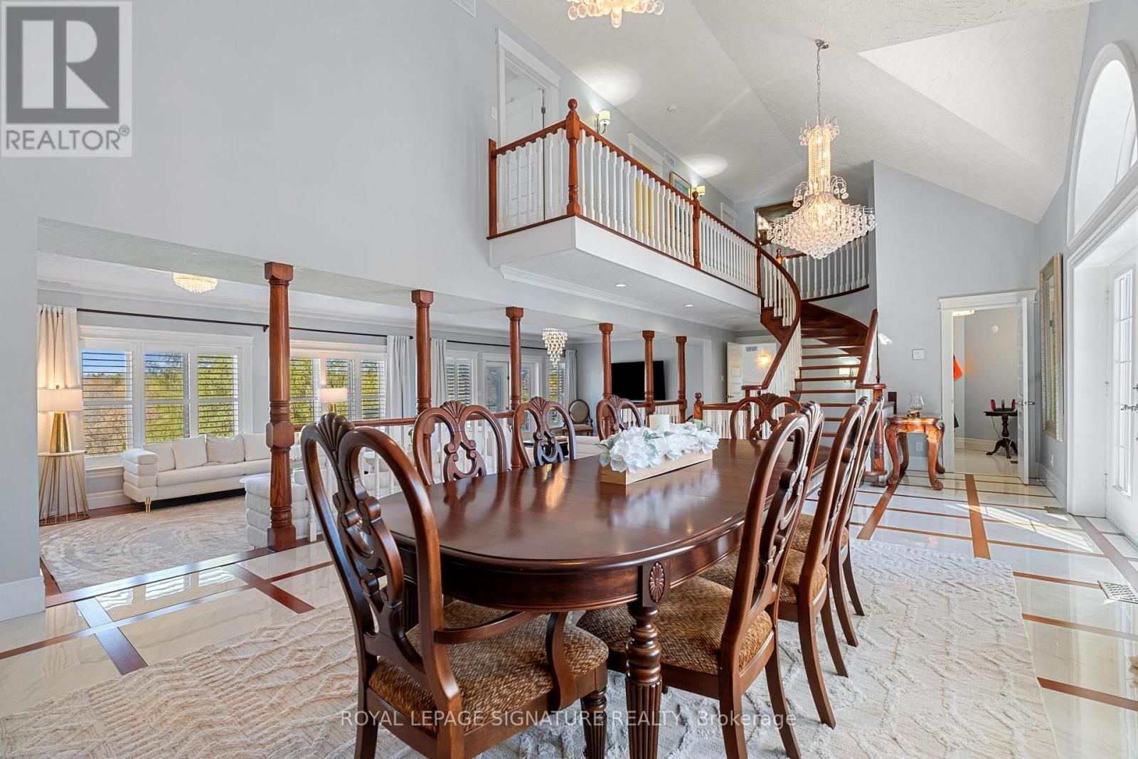 58 AMALIA CRESCENT Image 14