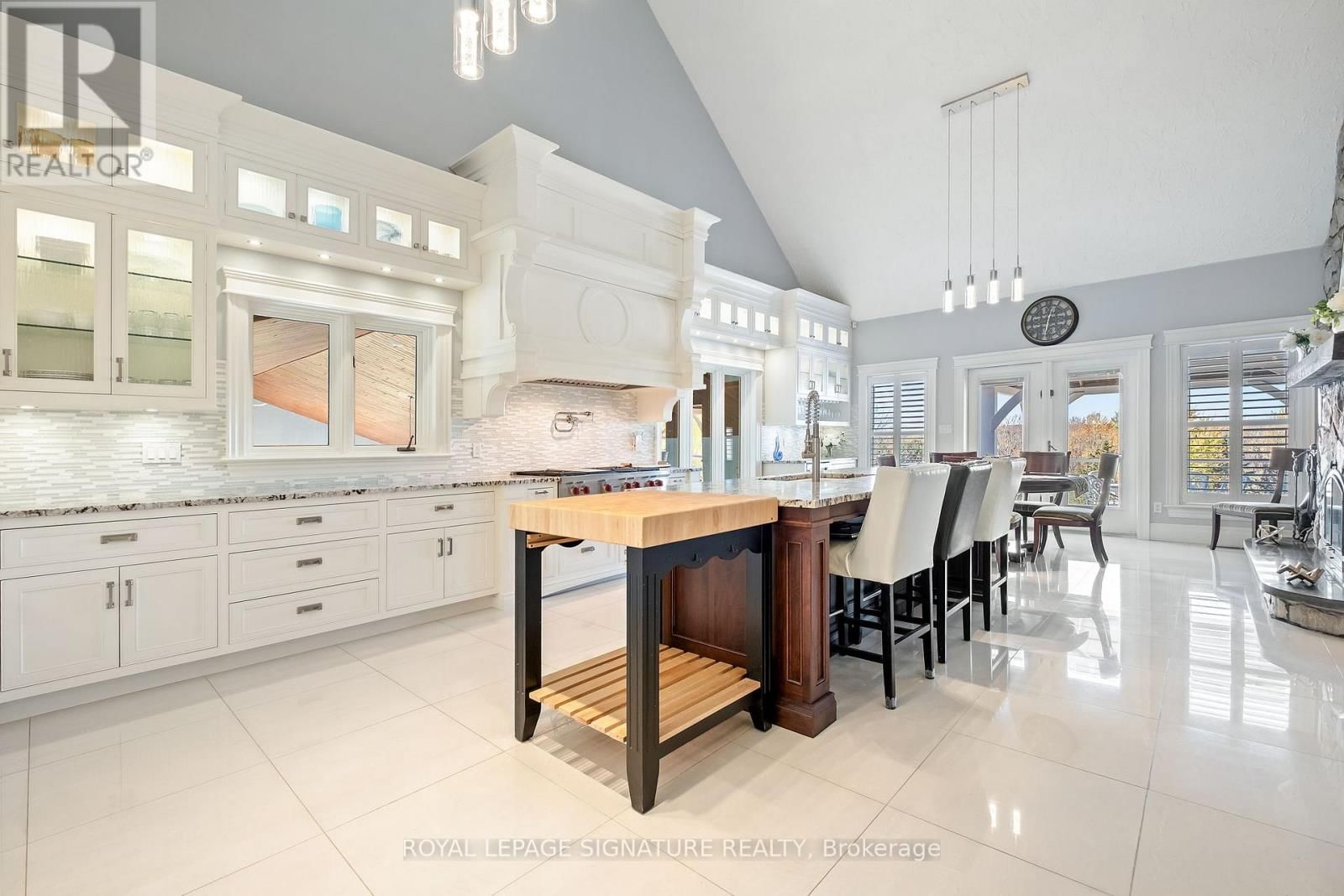 58 AMALIA CRESCENT Image 20