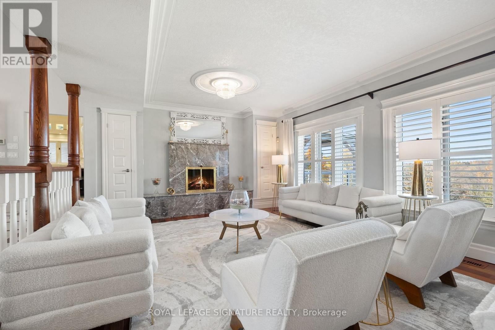 58 AMALIA CRESCENT Image 23