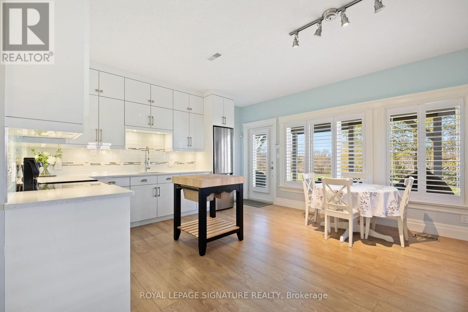 58 AMALIA CRESCENT Image 32