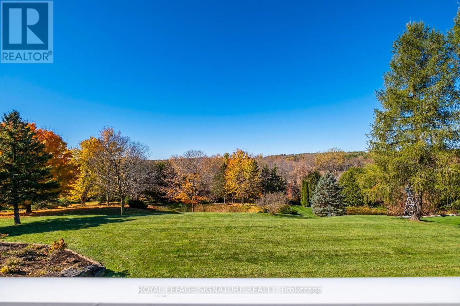 58 AMALIA CRESCENT Image 44