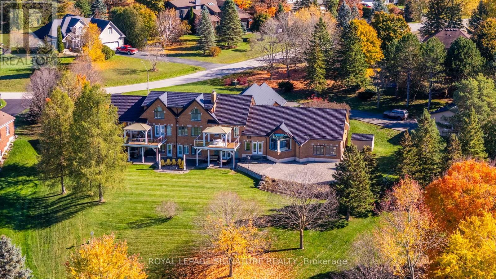 58 AMALIA CRESCENT Image 9