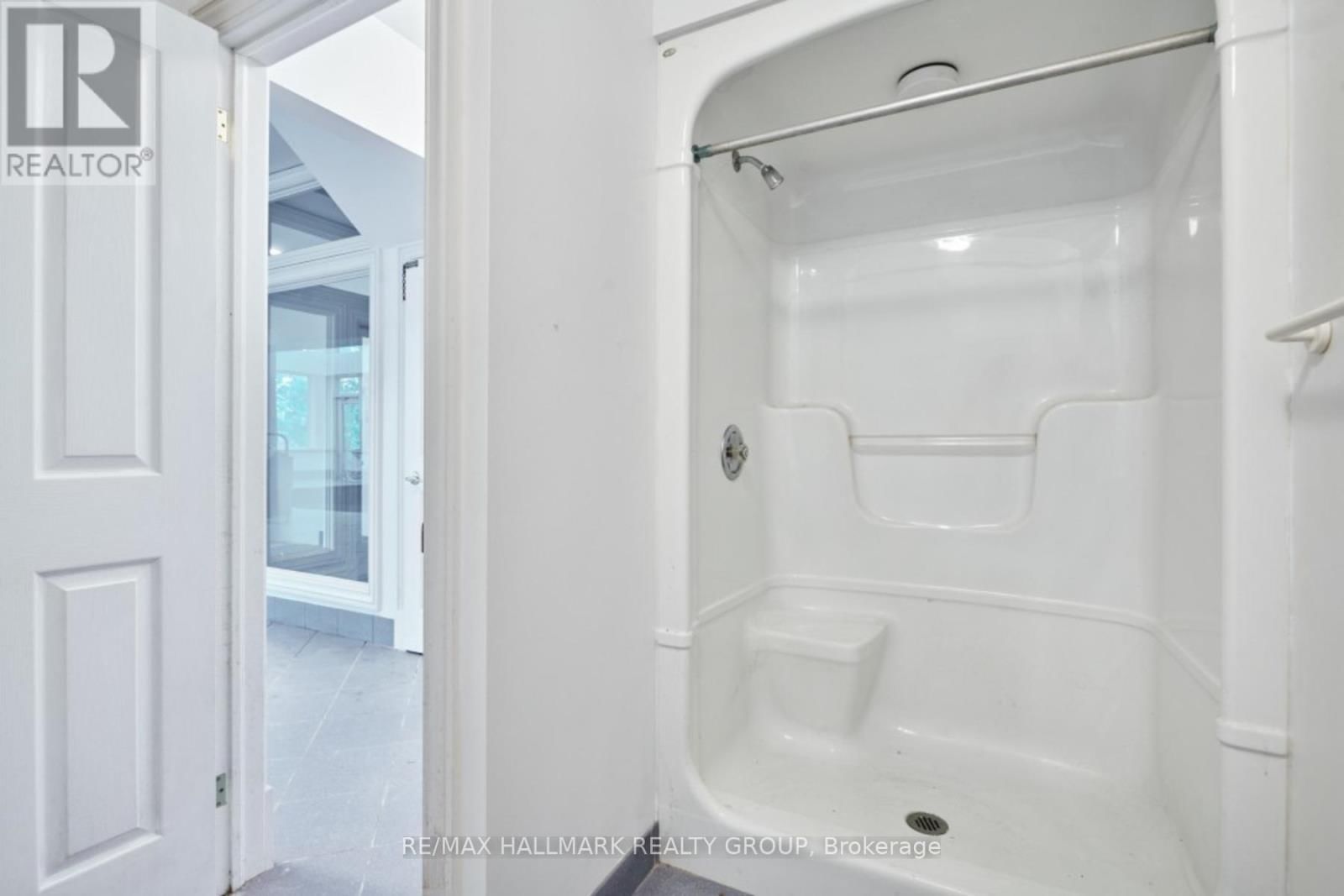 23 DAVIDSON DRIVE Image 25