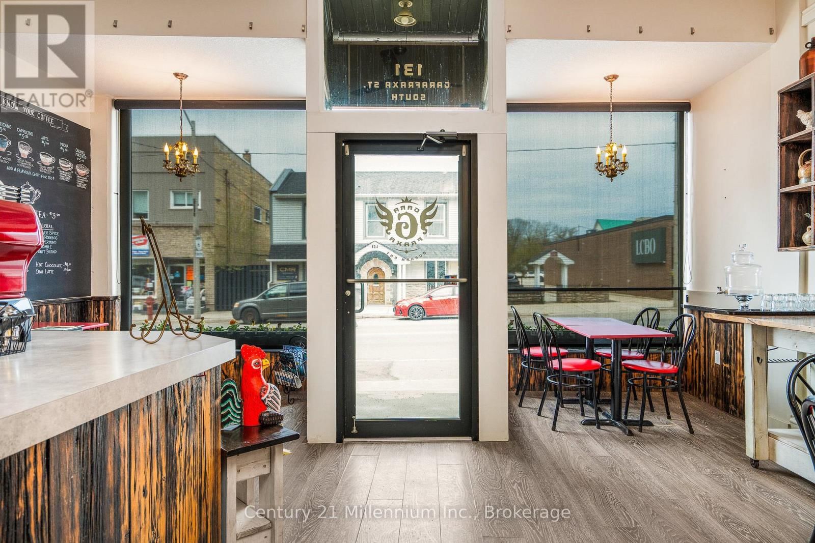 131-133 GARAFRAXA STREET SOUTH Image 2