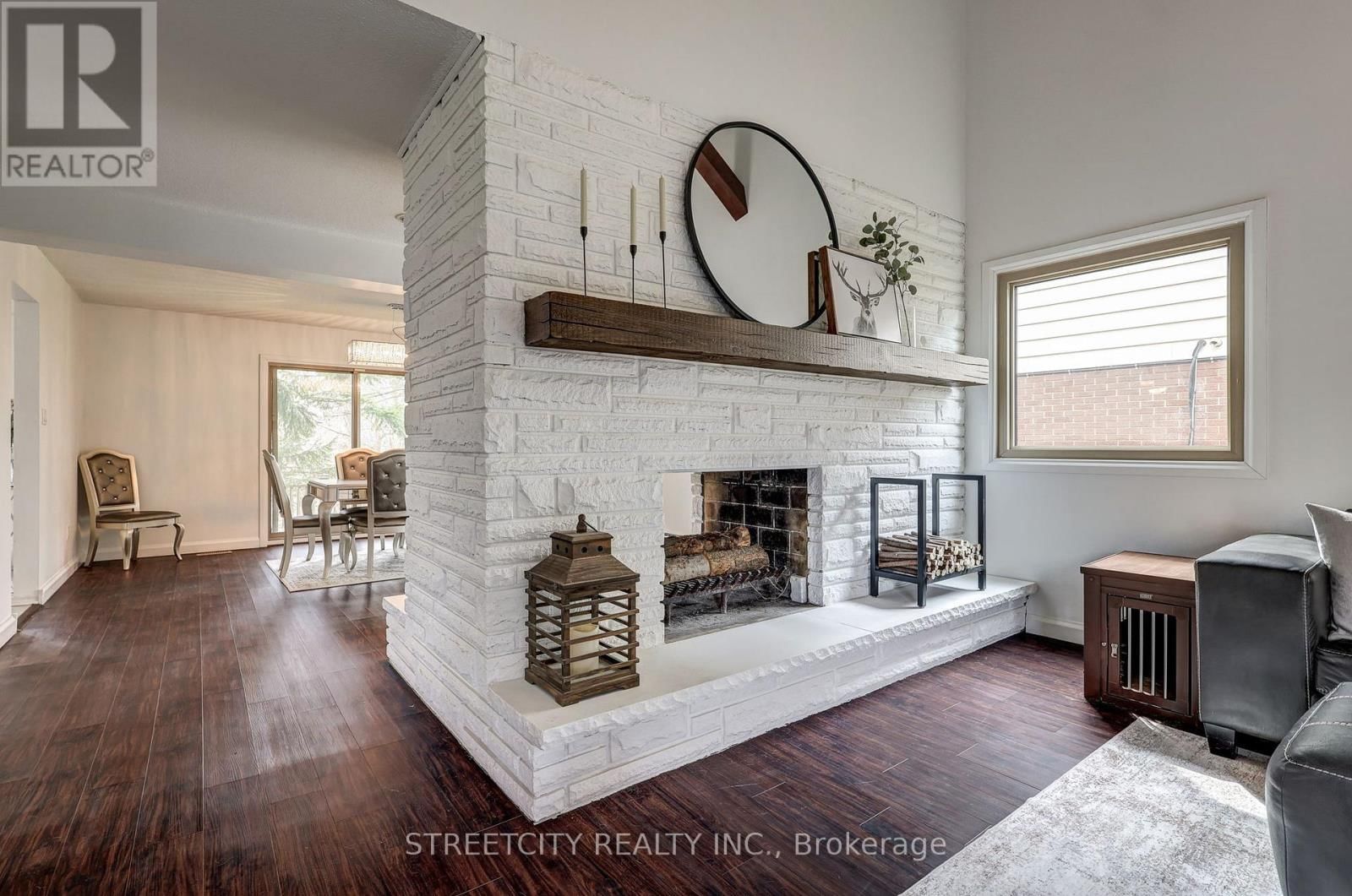 7 THISTLE COURT Image 18