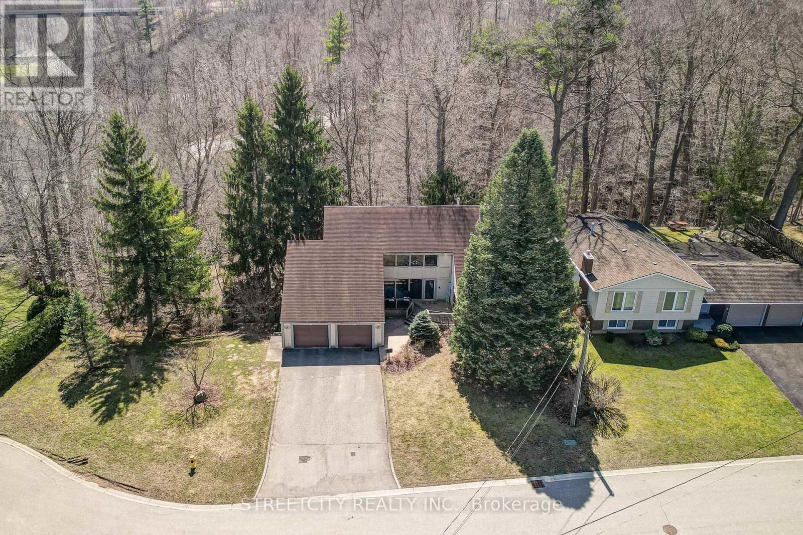 7 THISTLE COURT Image 46