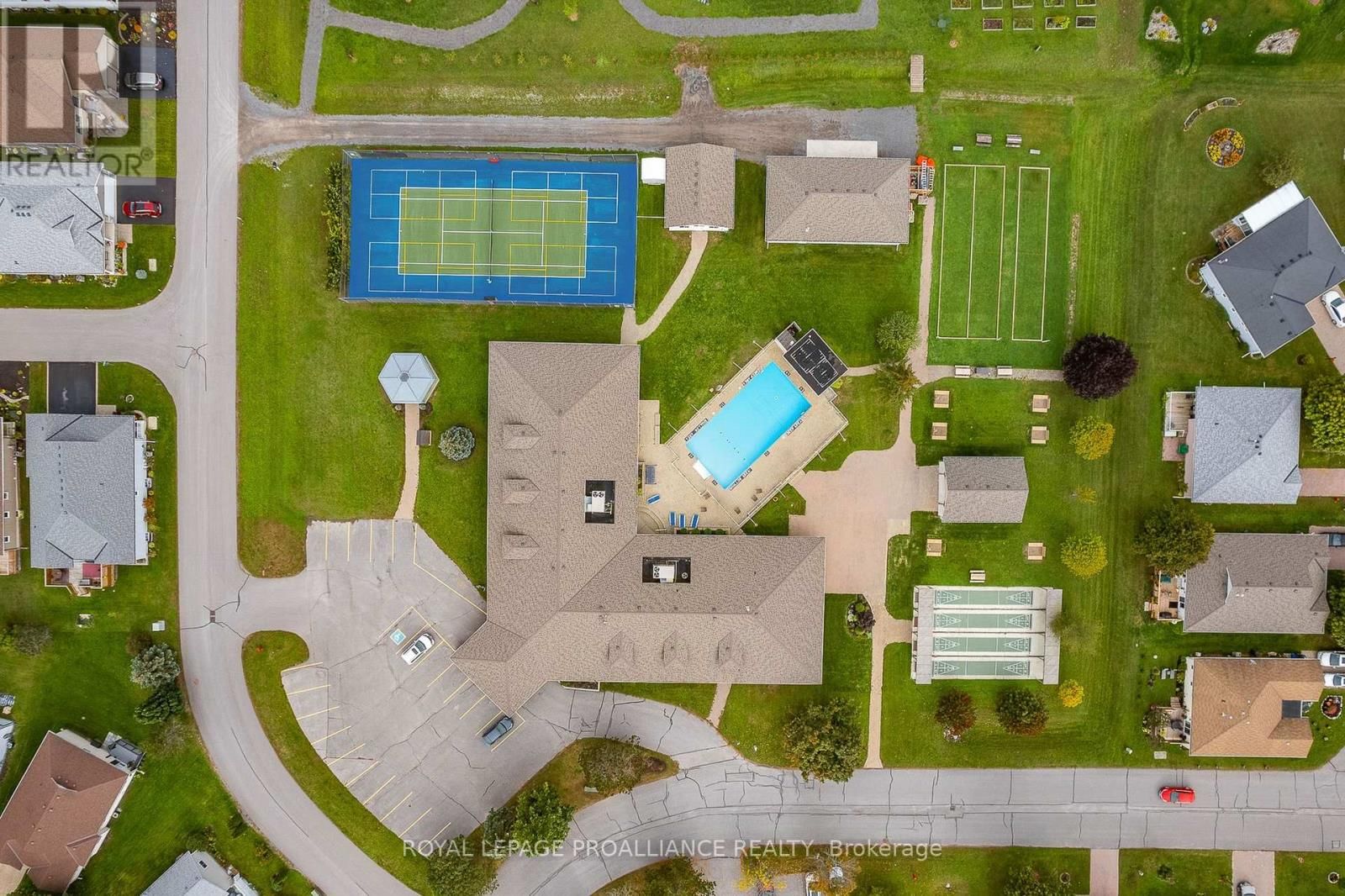 60 CONGER DRIVE Image 25