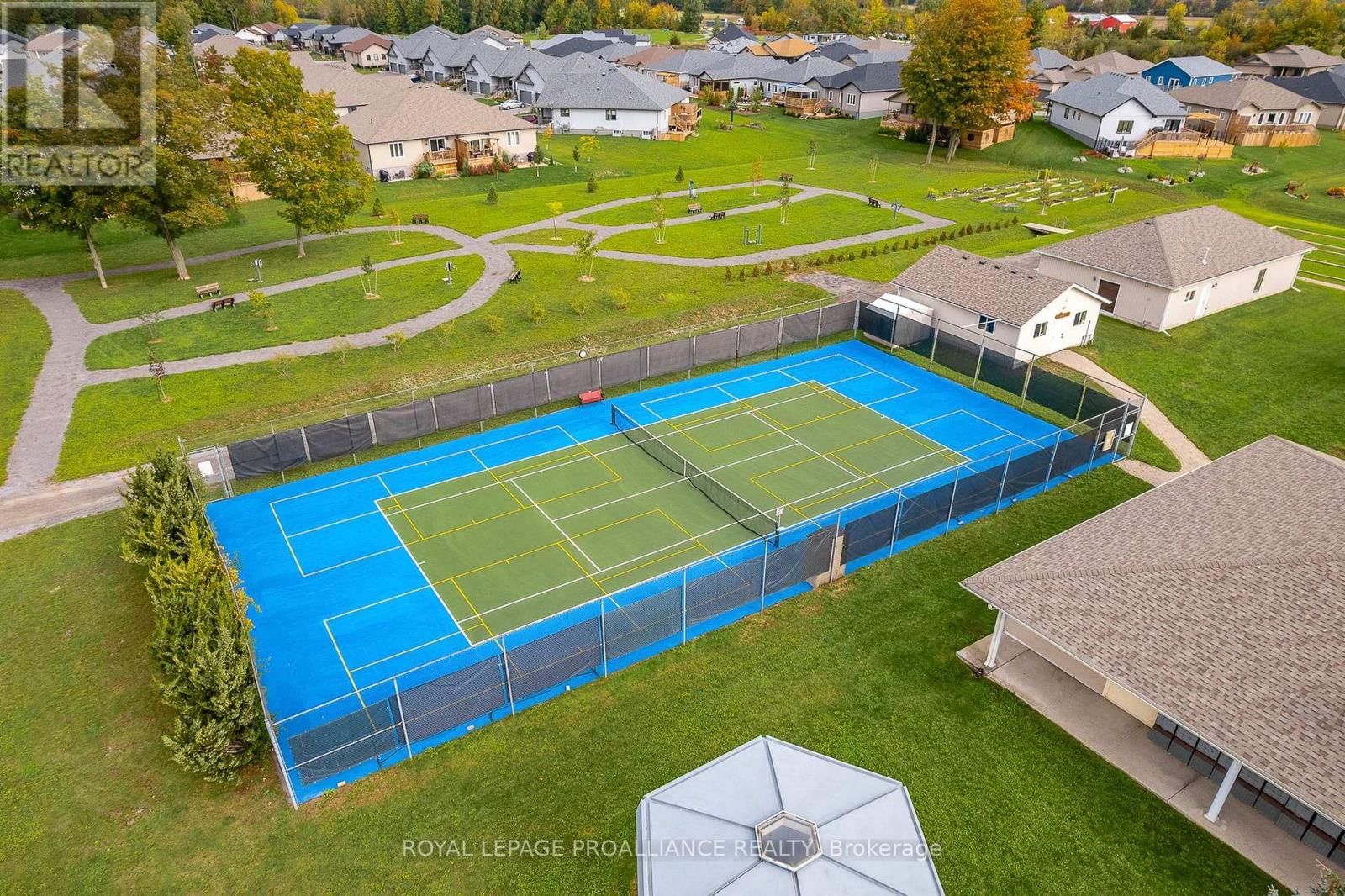 60 CONGER DRIVE Image 26